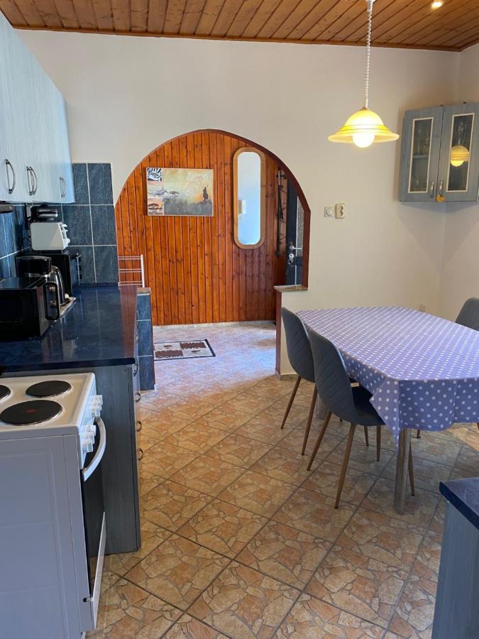 House Damado Deluxe Villa Otteveny Bagian luar foto